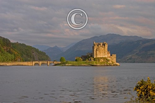 Eilean Donan Castle, Highlands, Scotland 3 DM0331